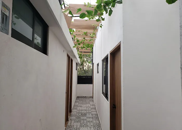 Singular Antara Apartahotel *